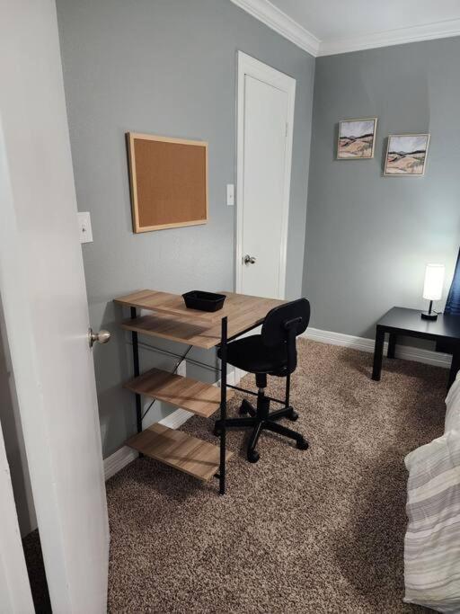 Apartment Blue Shark *e4* @ Midtown Comfortable 1br King